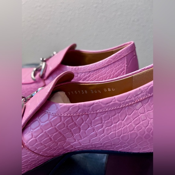 NWT Gucci Leather Pink Crocodile Horsebit Platform Loafers Size 36.5 (US 6.5) - Picture 6 of 7